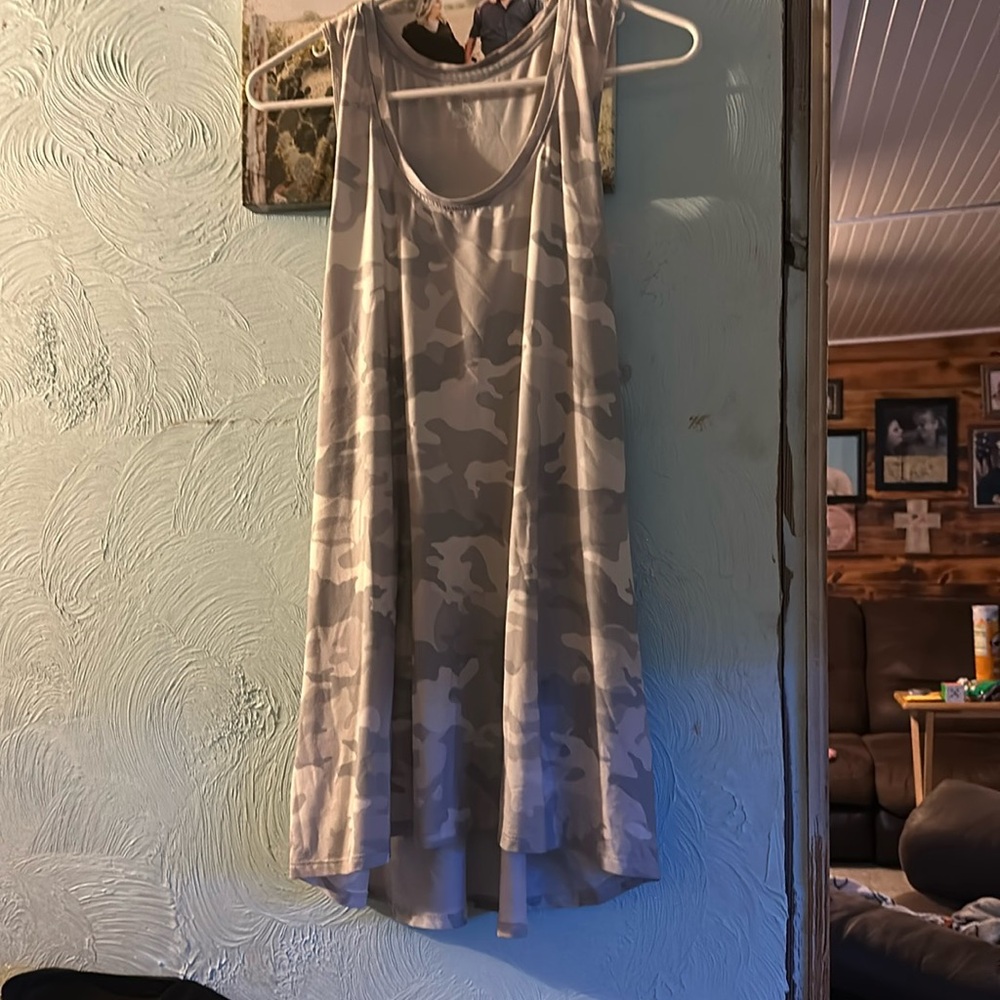 Camo tank top